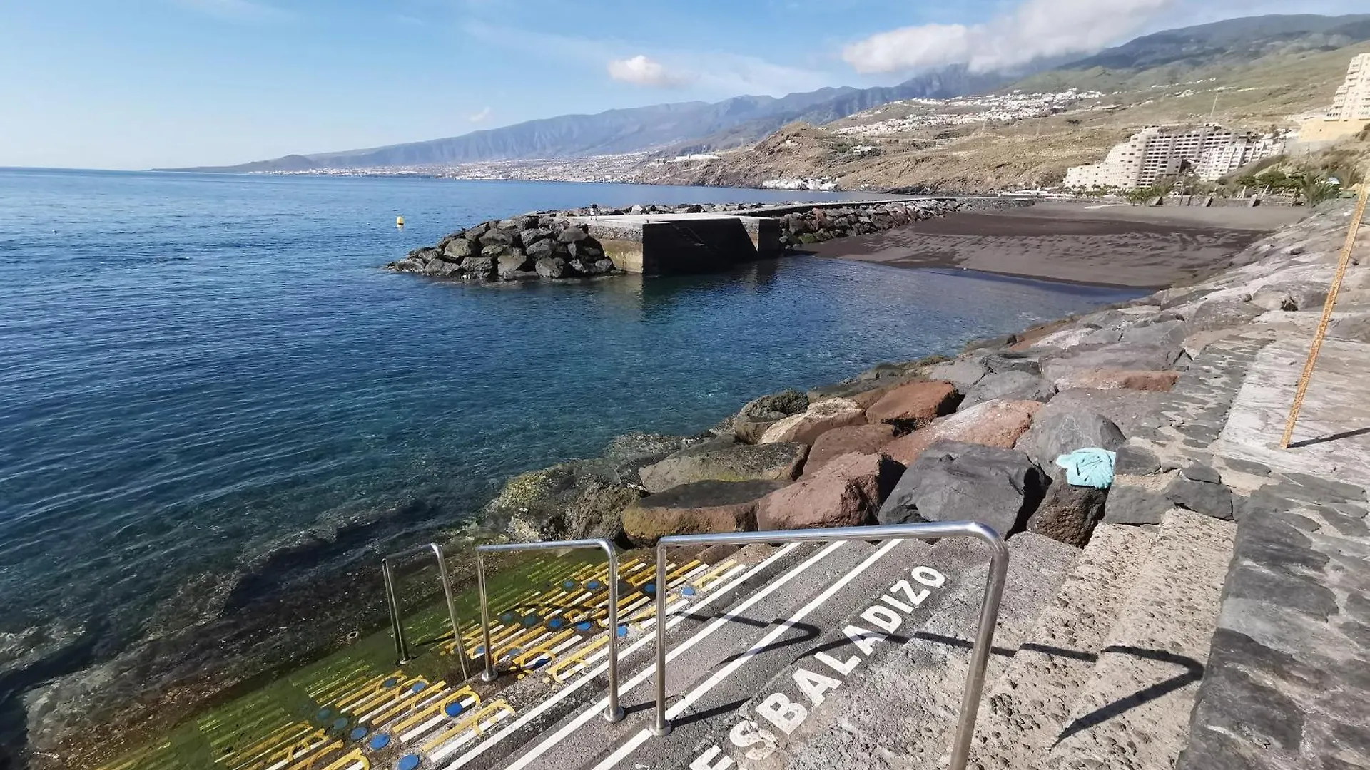 Home2Book Elegant Stay, Private Pool & Gym Santa Cruz de Tenerife 0*,  Spagna